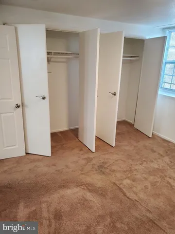 $195,000 | 1909 Dutch Village Drive, Unit I234, Hyattsville, MD 20785