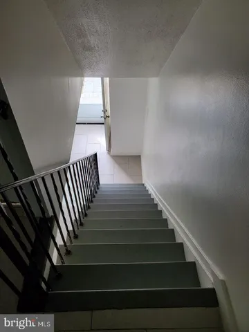 $195,000 | 1909 Dutch Village Drive, Unit I234, Hyattsville, MD 20785