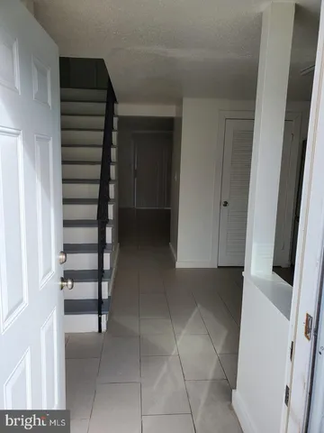 $195,000 | 1909 Dutch Village Drive, Unit I234, Hyattsville, MD 20785