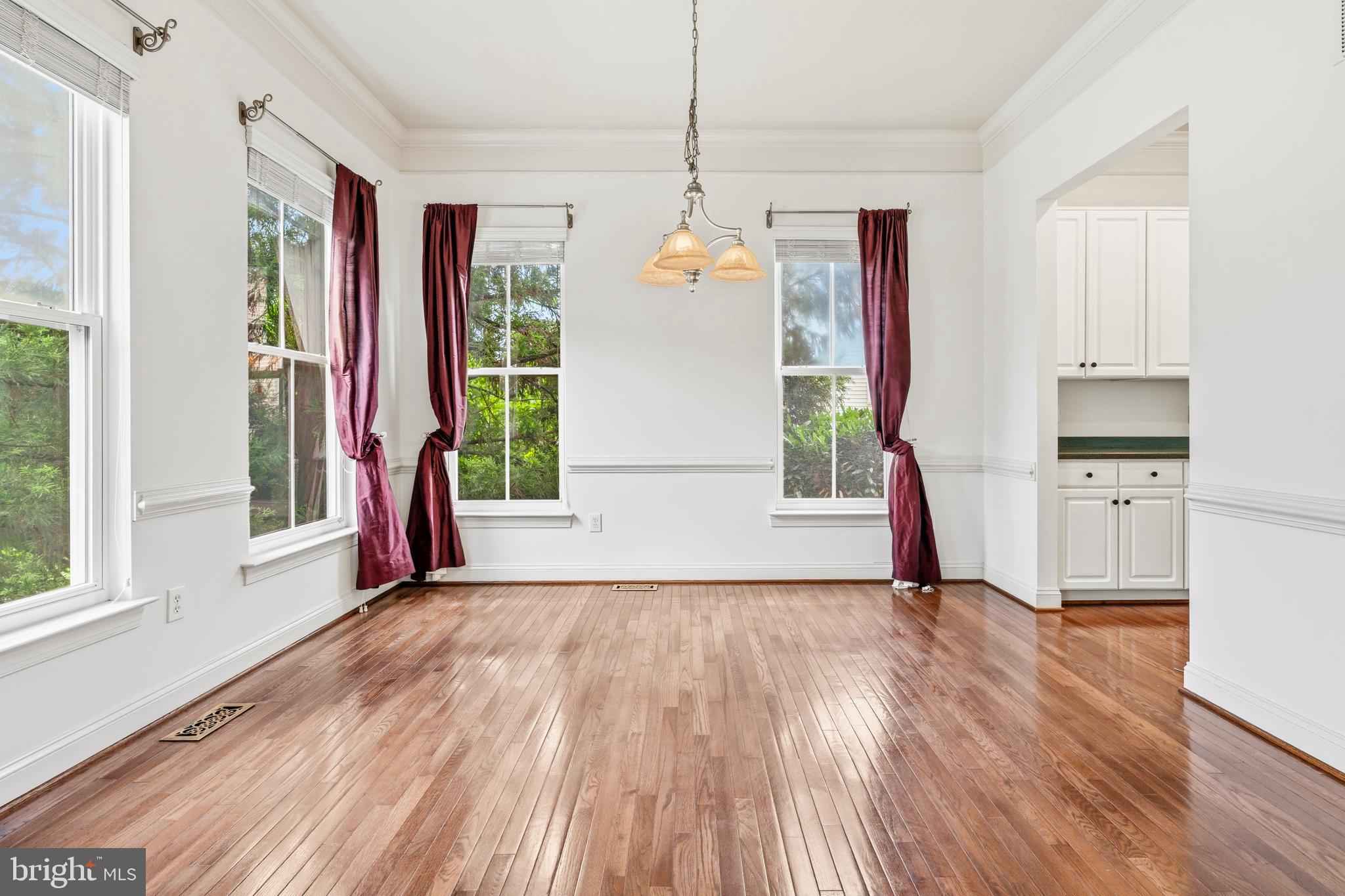 22409 Brook Point Way Clarksburg, MD 20871 - Photo 10 of 76