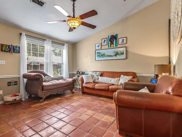 $165,000 | 3104 Oak Hammock Lane, Tallahassee, FL 32301