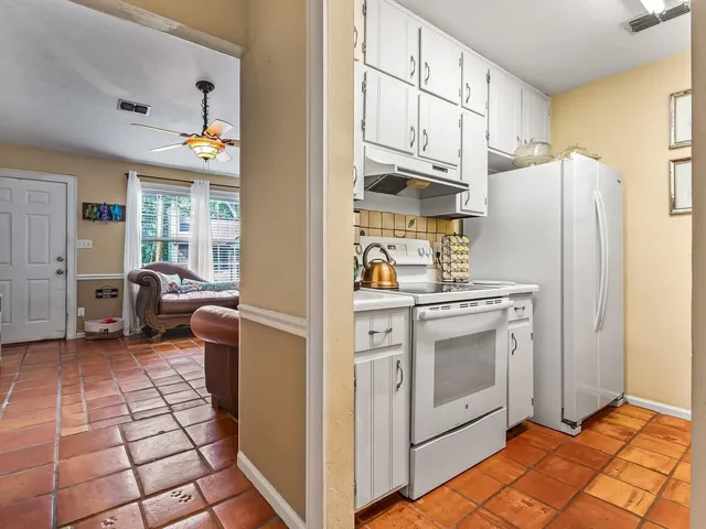 $165,000 | 3104 Oak Hammock Lane, Tallahassee, FL 32301