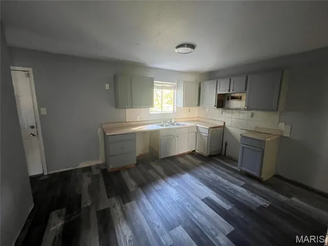 $39,900 | 356 Scenic Drive, St. Louis, MO 63137