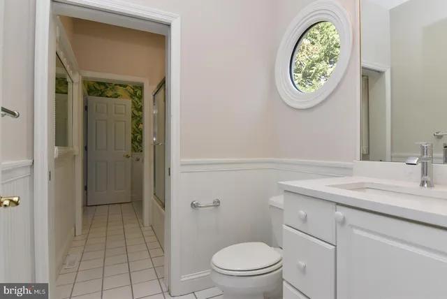 $1,395,000 | 202 Lakeview Shores, Rehoboth Beach, DE 19971