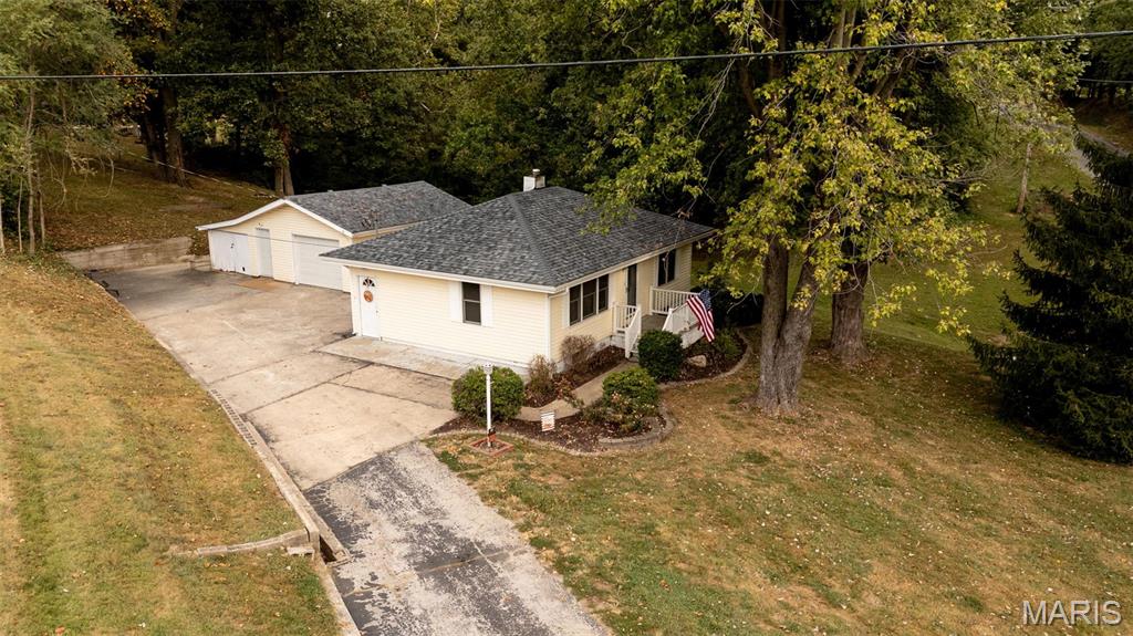7361 Bethalto Road Bethalto, IL 62010 - Photo 3 of 16 Gallery Image 3