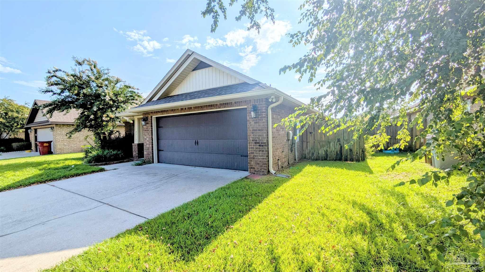 4919 Makenna Circle Pace, FL 32571 - Photo 2 of 34