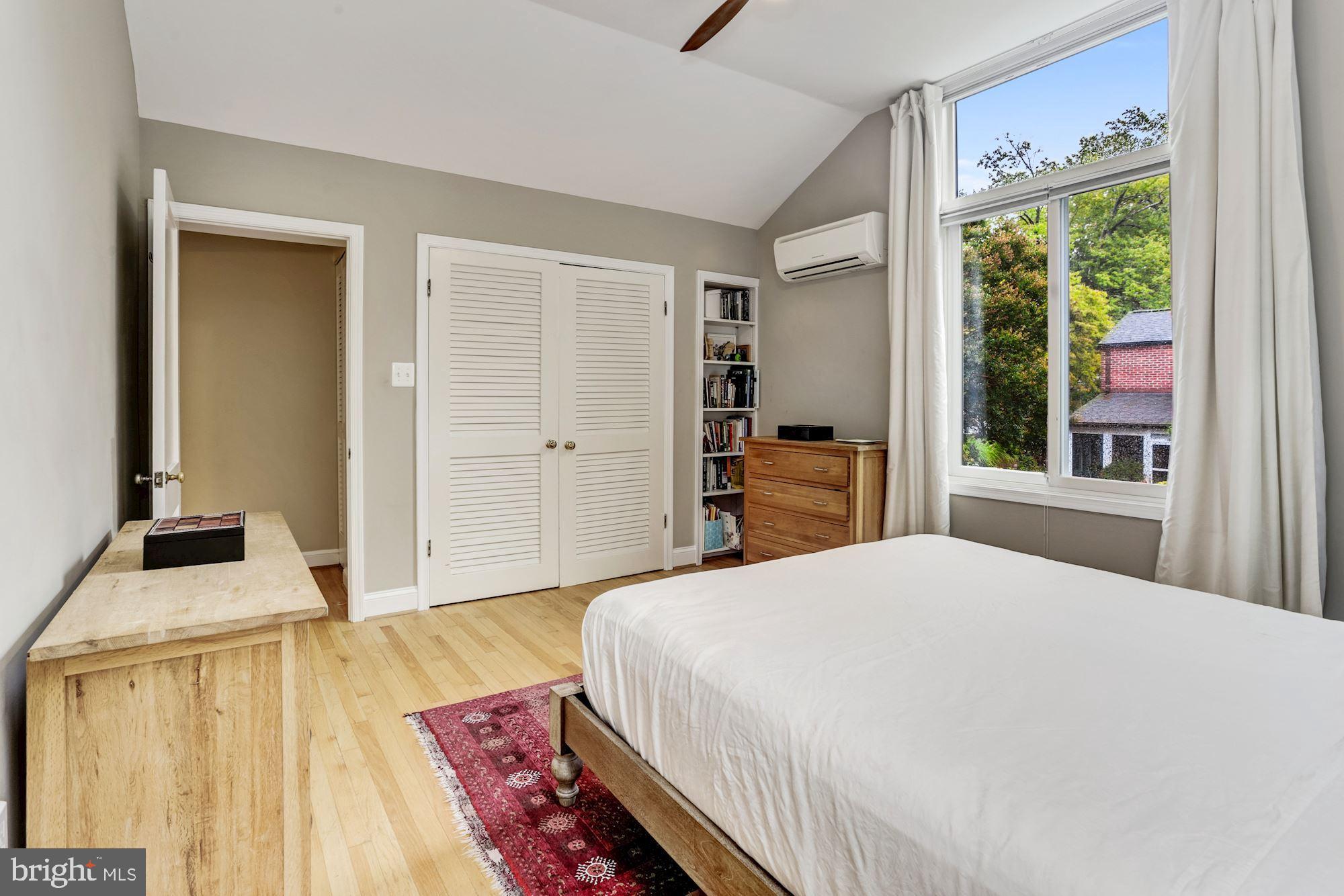 5313 Yorktown Road Bethesda, MD 20816 - Photo 13 of 24 Gallery Image 13