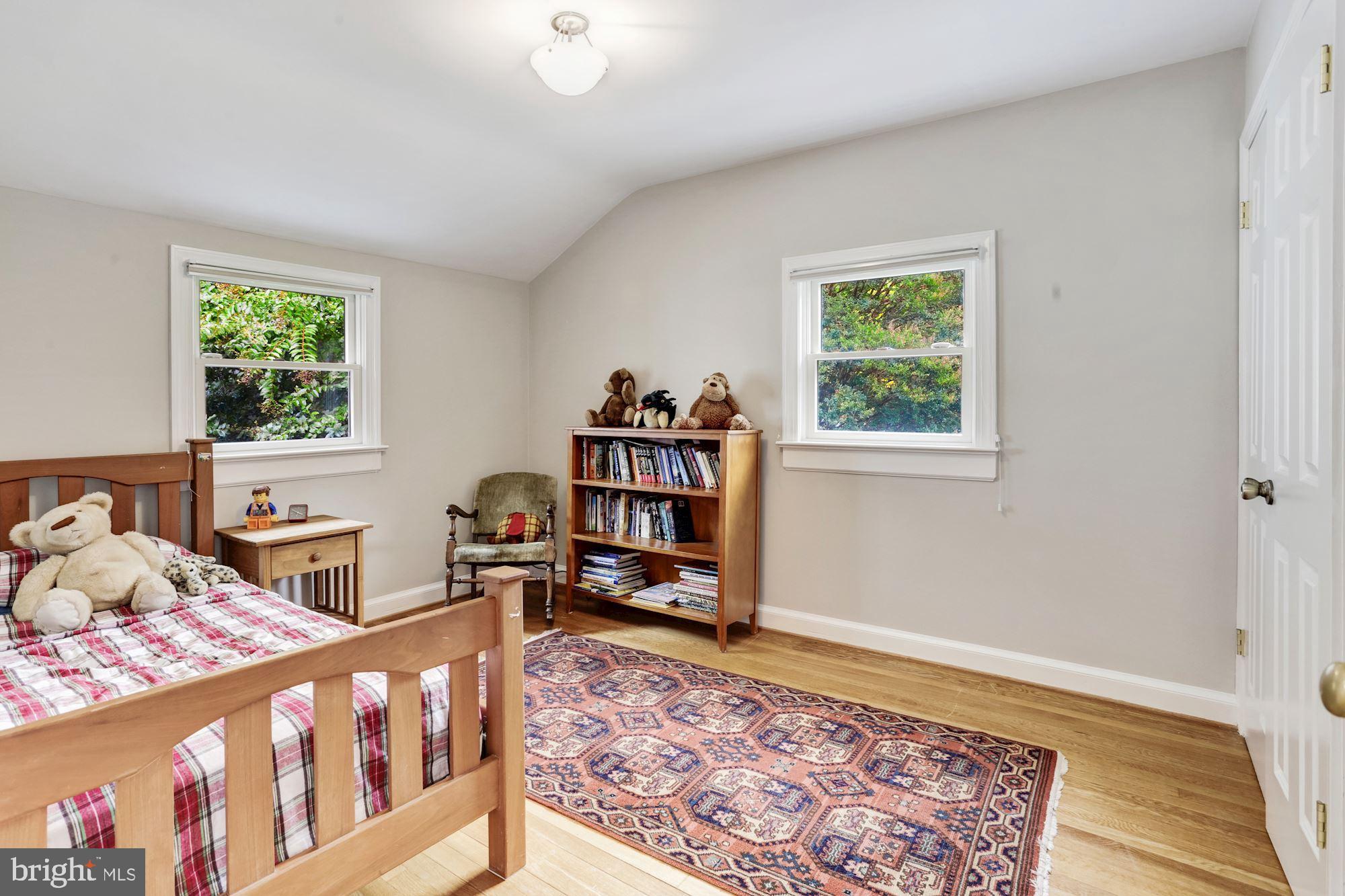 5313 Yorktown Road Bethesda, MD 20816 - Photo 16 of 24 Gallery Image 16