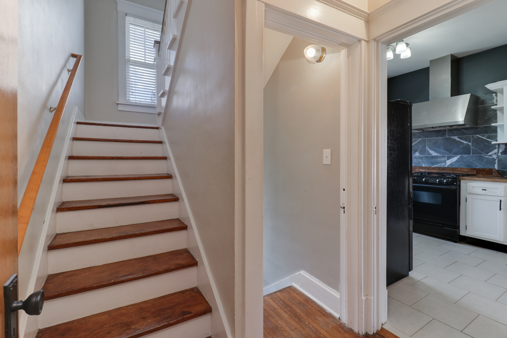 515 Vale Street Bloomington, IL 61701 - Photo 13 of 34