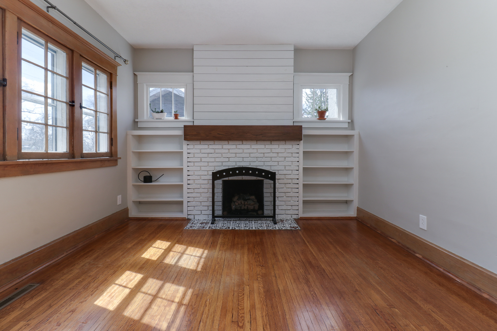 515 Vale Street Bloomington, IL 61701 - Photo 5 of 34