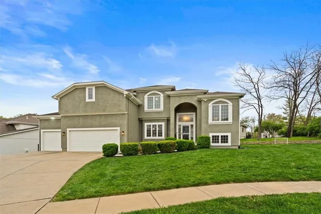 $625,000 | 12544 Grand Court, Kansas City, MO 64145