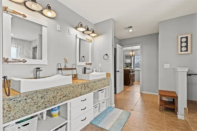 $625,000 | 12544 Grand Court, Kansas City, MO 64145