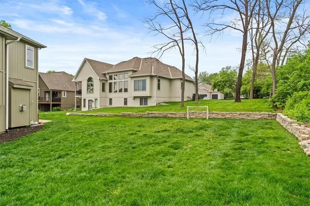 $625,000 | 12544 Grand Court, Kansas City, MO 64145