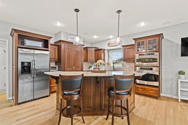 $625,000 | 12544 Grand Court, Kansas City, MO 64145