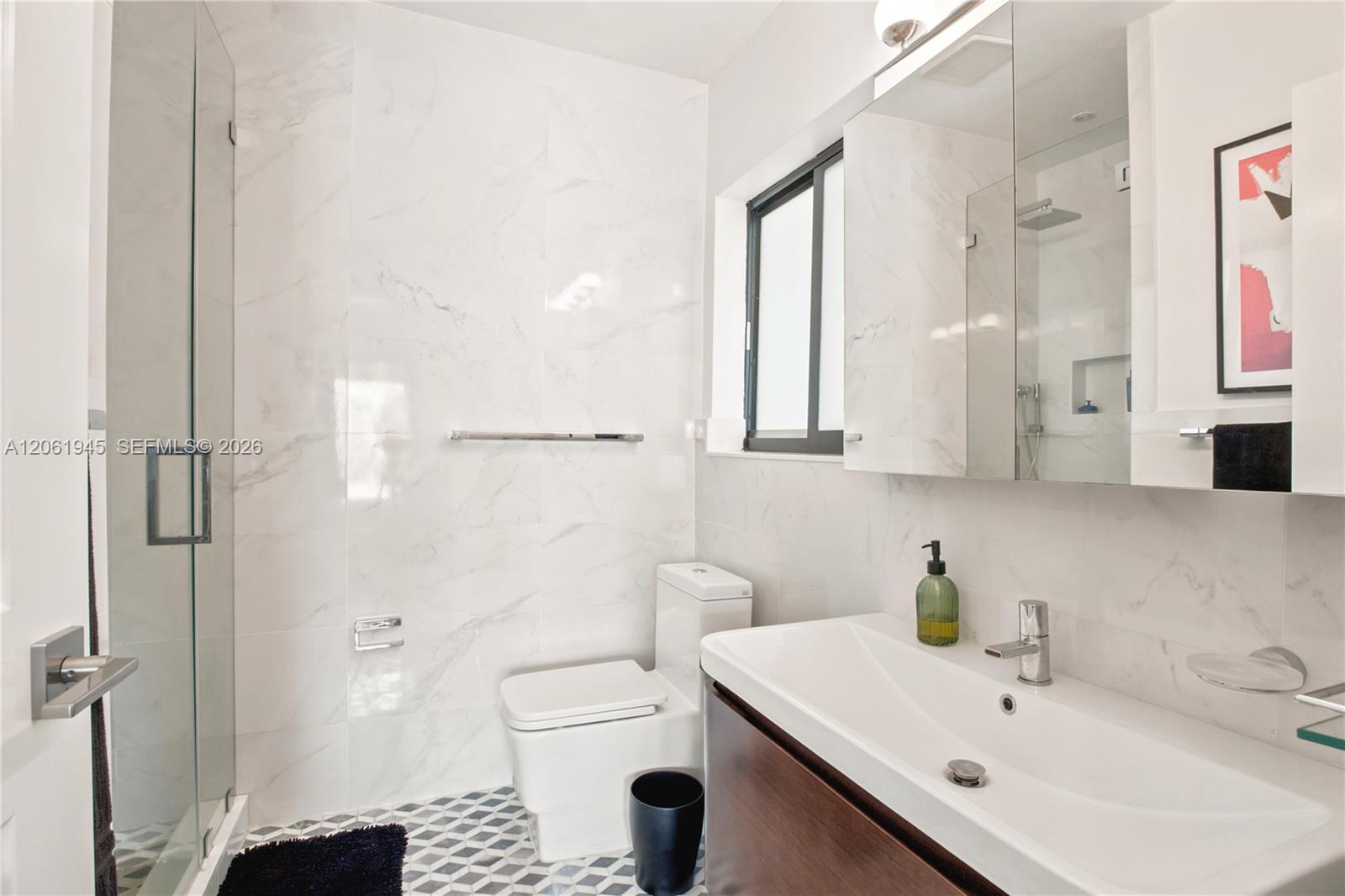 12906 Cherry Road North Miami, FL 33181 - Photo 13 of 29 Gallery Image 13