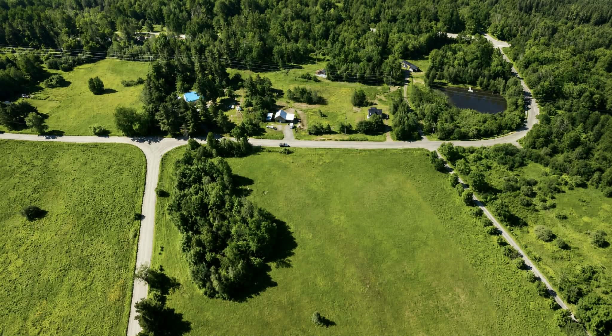 237 Loop Road Jay, VT 05859 - Photo 3 of 34