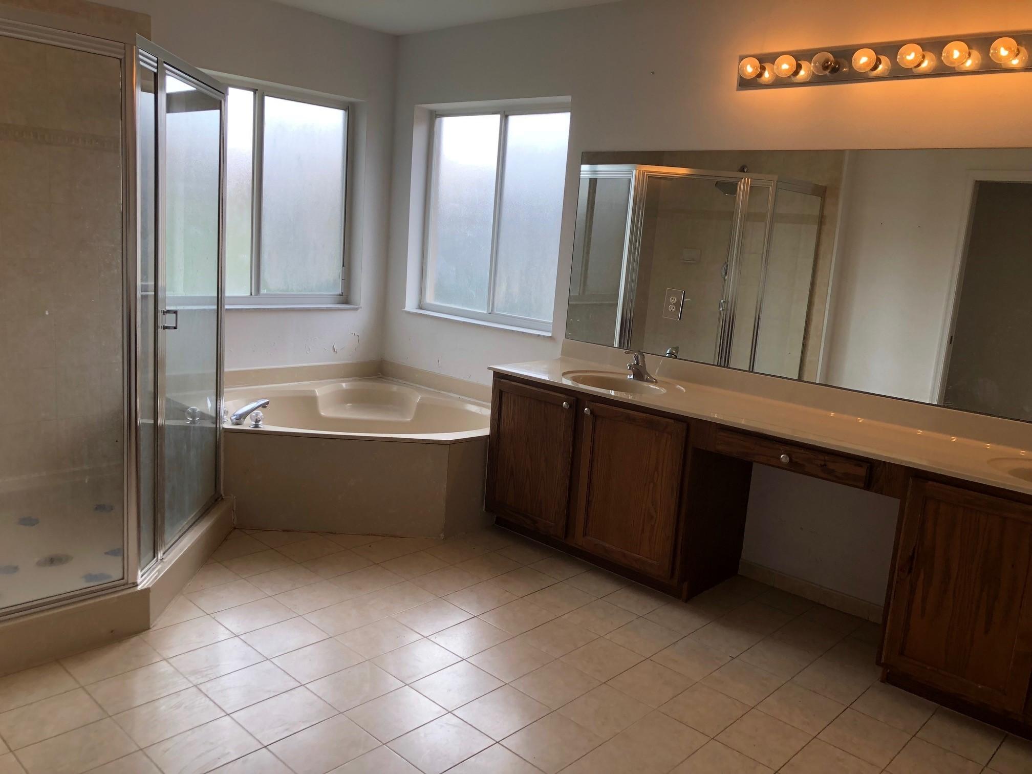 2010 Little Torch Street Riviera Beach, FL 33407 - Photo 11 of 32 11