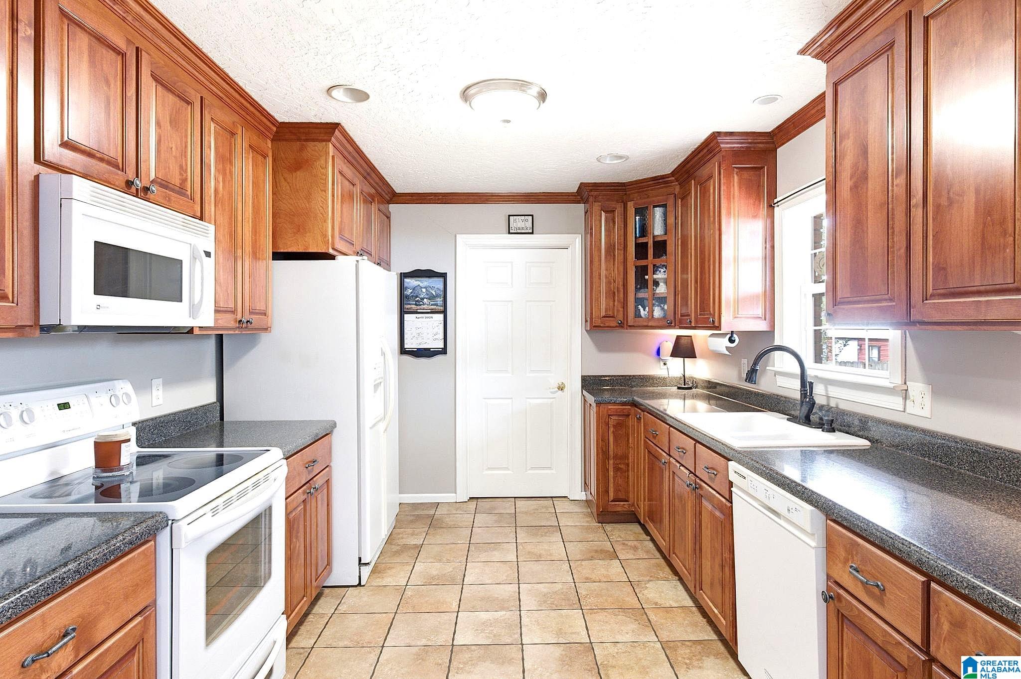 2275 Island Way Gadsden, AL 35907 - Photo 11 of 36