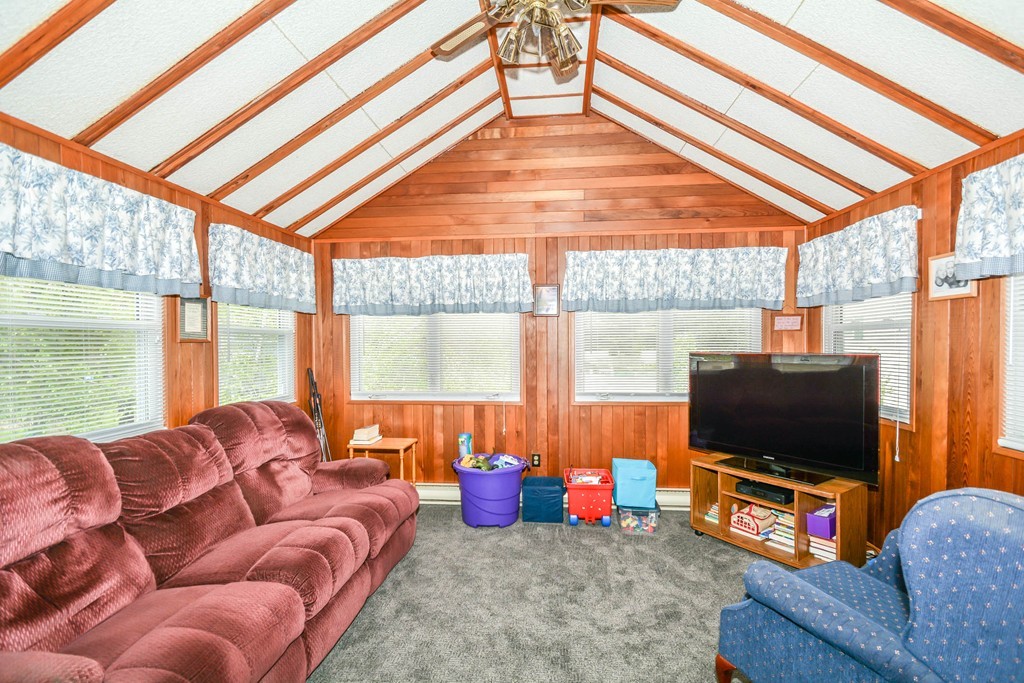 15 Jay Road Billerica, MA 01862 - Photo 11 of 30 Gallery Image 11