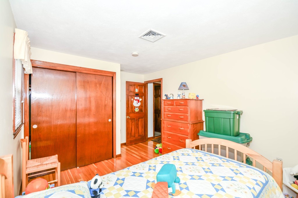 15 Jay Road Billerica, MA 01862 - Photo 17 of 30 Gallery Image 17