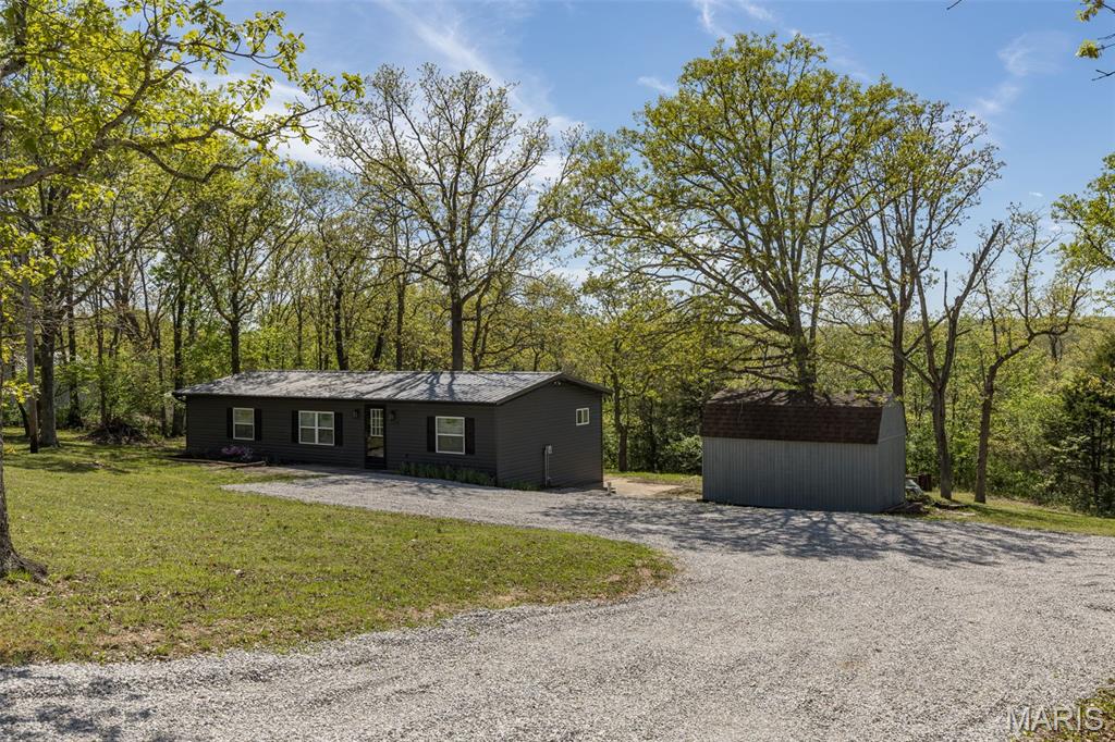 11739 Argonne Road Festus, MO 63028 - Photo 3 of 51