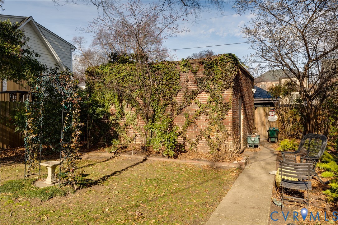 4104 Stuart Avenue Richmond, VA 23221 - Photo 6 of 7