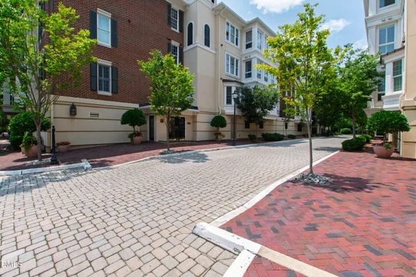 $945,000 | 2813 Market Bridge Lane, Unit 205, Raleigh, NC 27608