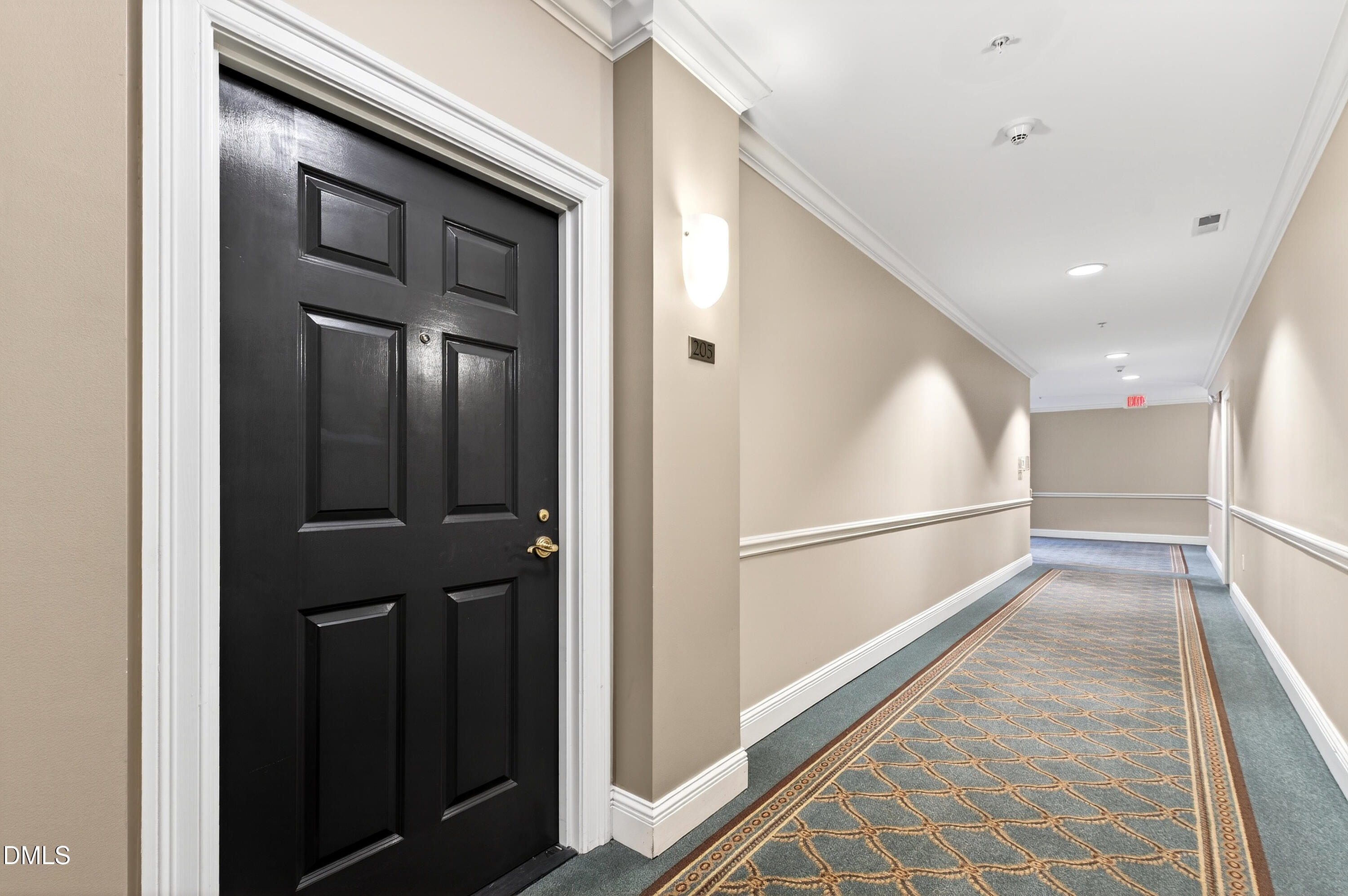 2813 Market Bridge Lane, Unit 205 Raleigh, NC 27608 - Photo 5 of 28 Market (35)