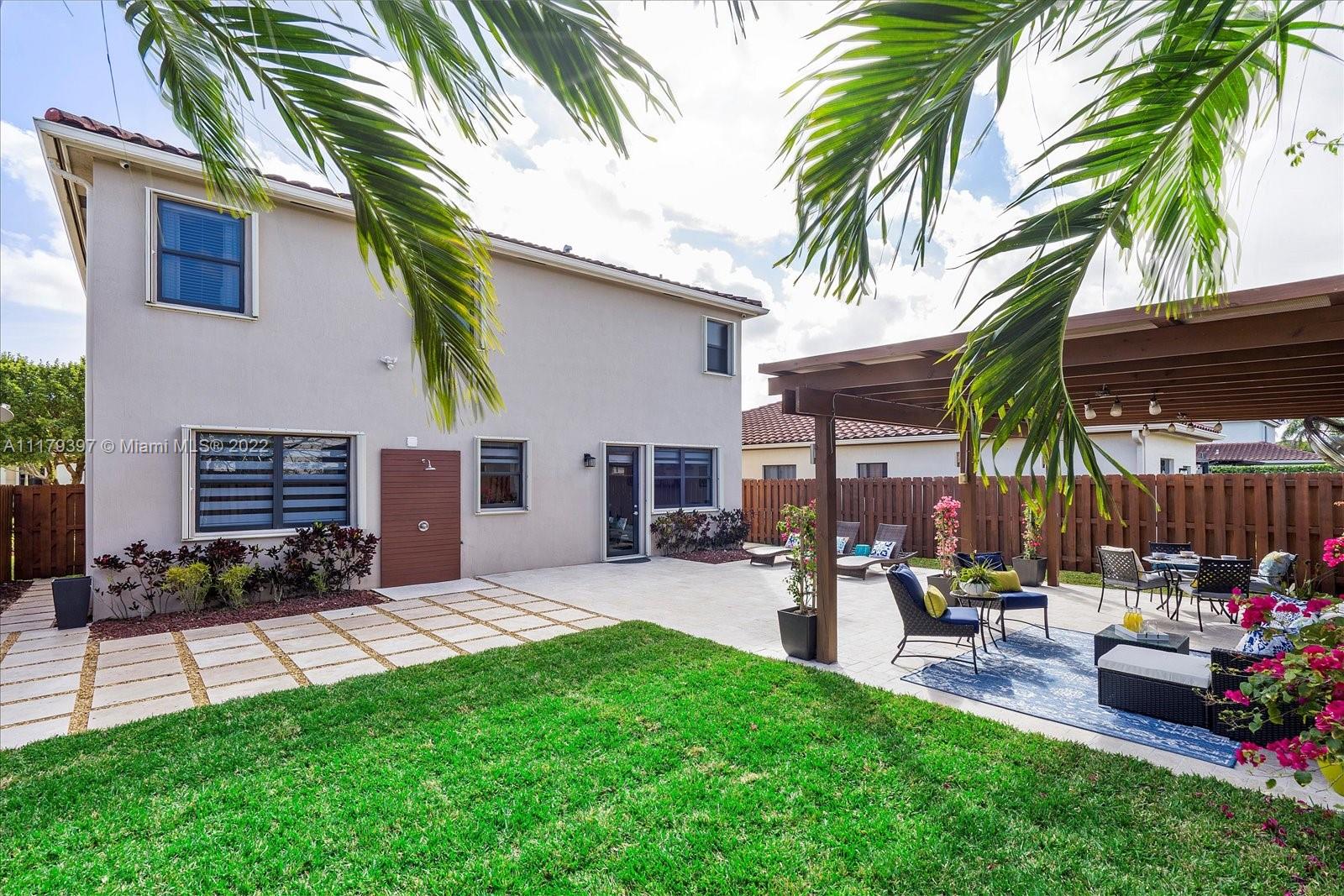15441 Southwest 176th Lane Miami, FL 33187 - Photo 20 of 27