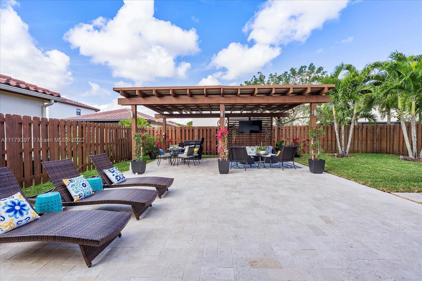 15441 Southwest 176th Lane Miami, FL 33187 - Photo 21 of 27