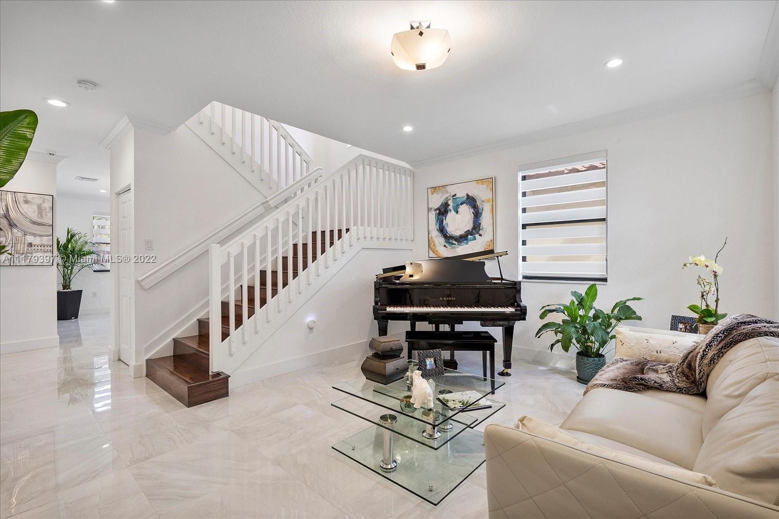 15441 Southwest 176th Lane Miami, FL 33187 - Photo 7 of 27