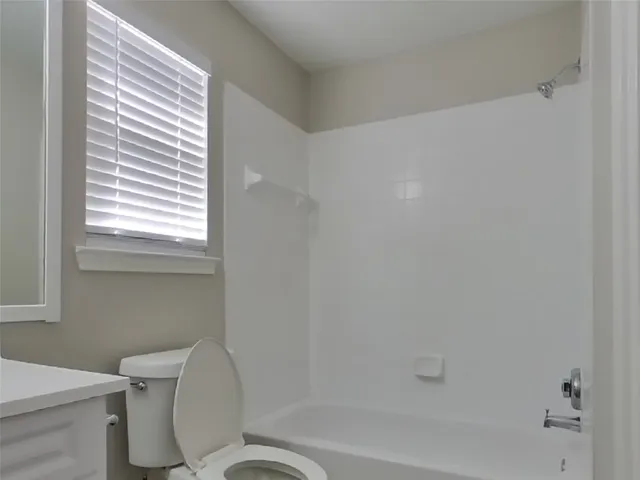 $1,559 | 3155 Boynton Drive, Houston, TX 77045