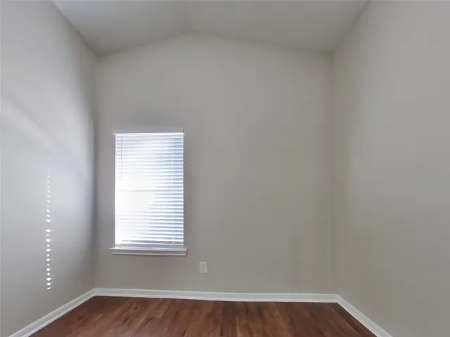 $1,559 | 3155 Boynton Drive, Houston, TX 77045