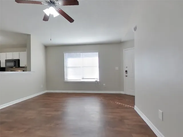 $1,559 | 3155 Boynton Drive, Houston, TX 77045