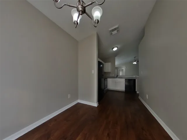 $1,559 | 3155 Boynton Drive, Houston, TX 77045