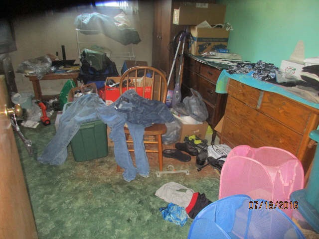 3096 West Wildermuth Road Owosso, MI 48867 - Photo 4 of 10 31301756-3.JPG