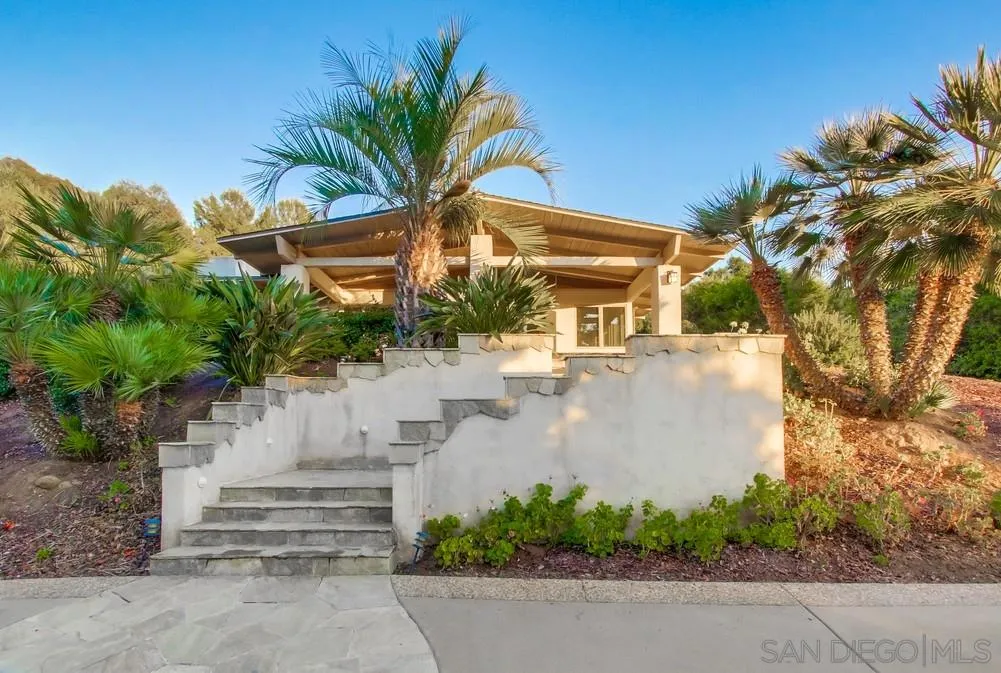 13401 Stone Canyon Road Poway, CA 92064 - Photo 25 of 25 a view of a garden with plants
