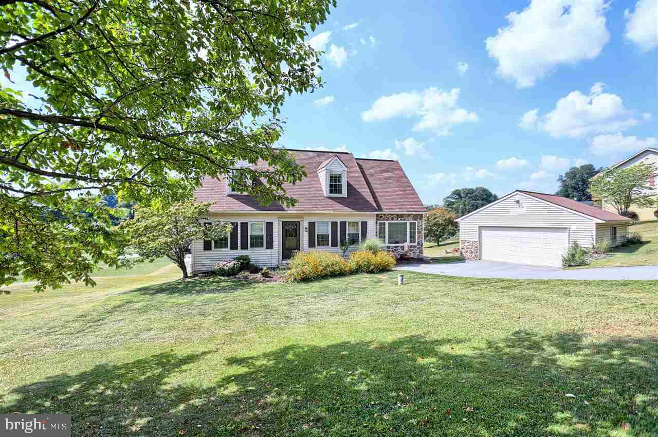 726 Millers Spring Road York, PA 17406 - Photo 1 of 36 Gallery Image 1