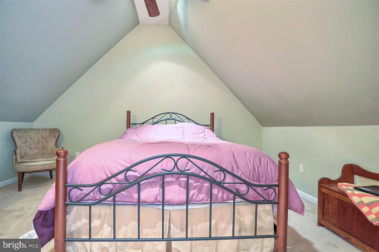 726 Millers Spring Road York, PA 17406 - Photo 17 of 36 Gallery Image 17