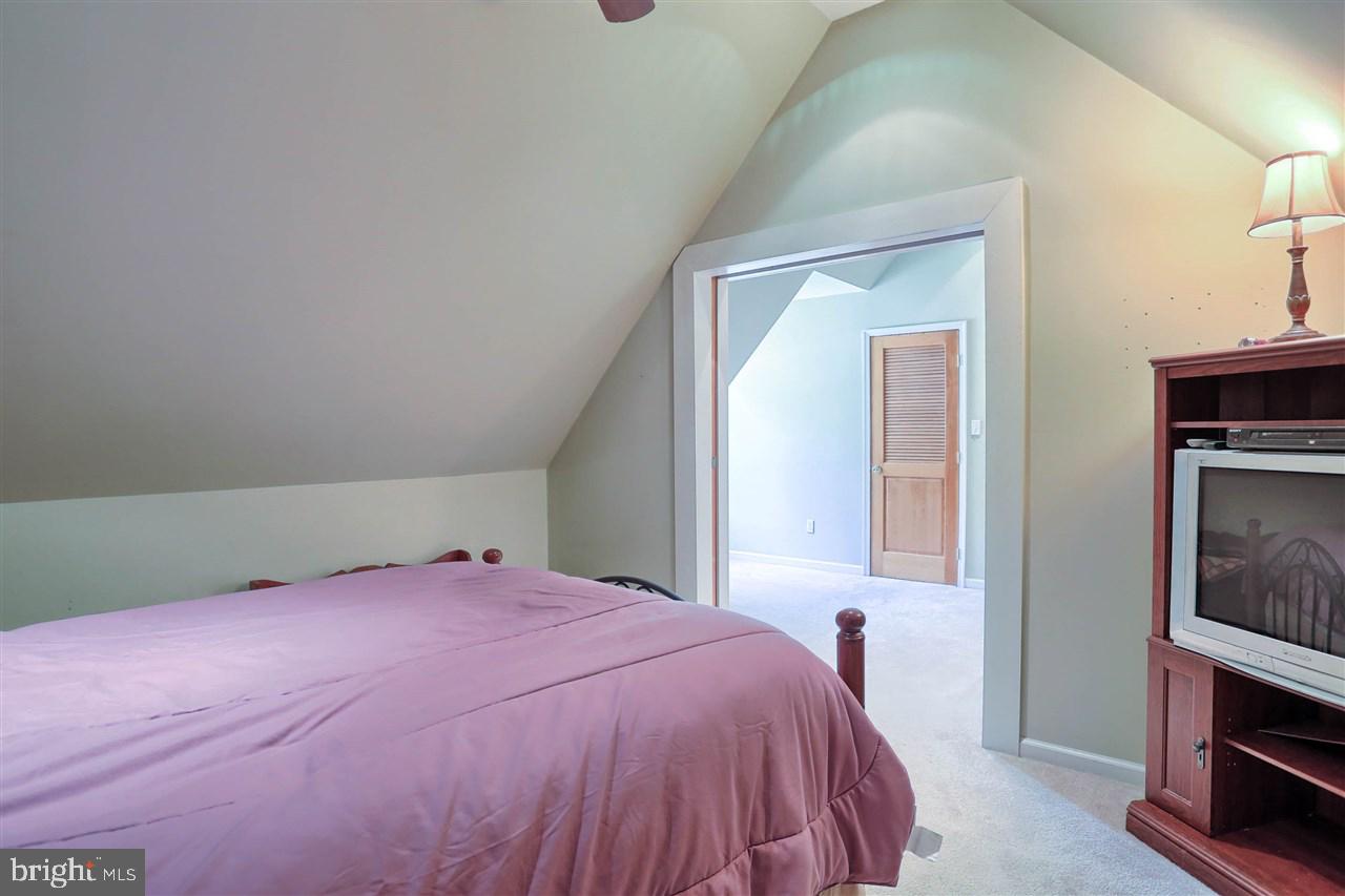 726 Millers Spring Road York, PA 17406 - Photo 18 of 36 Gallery Image 18