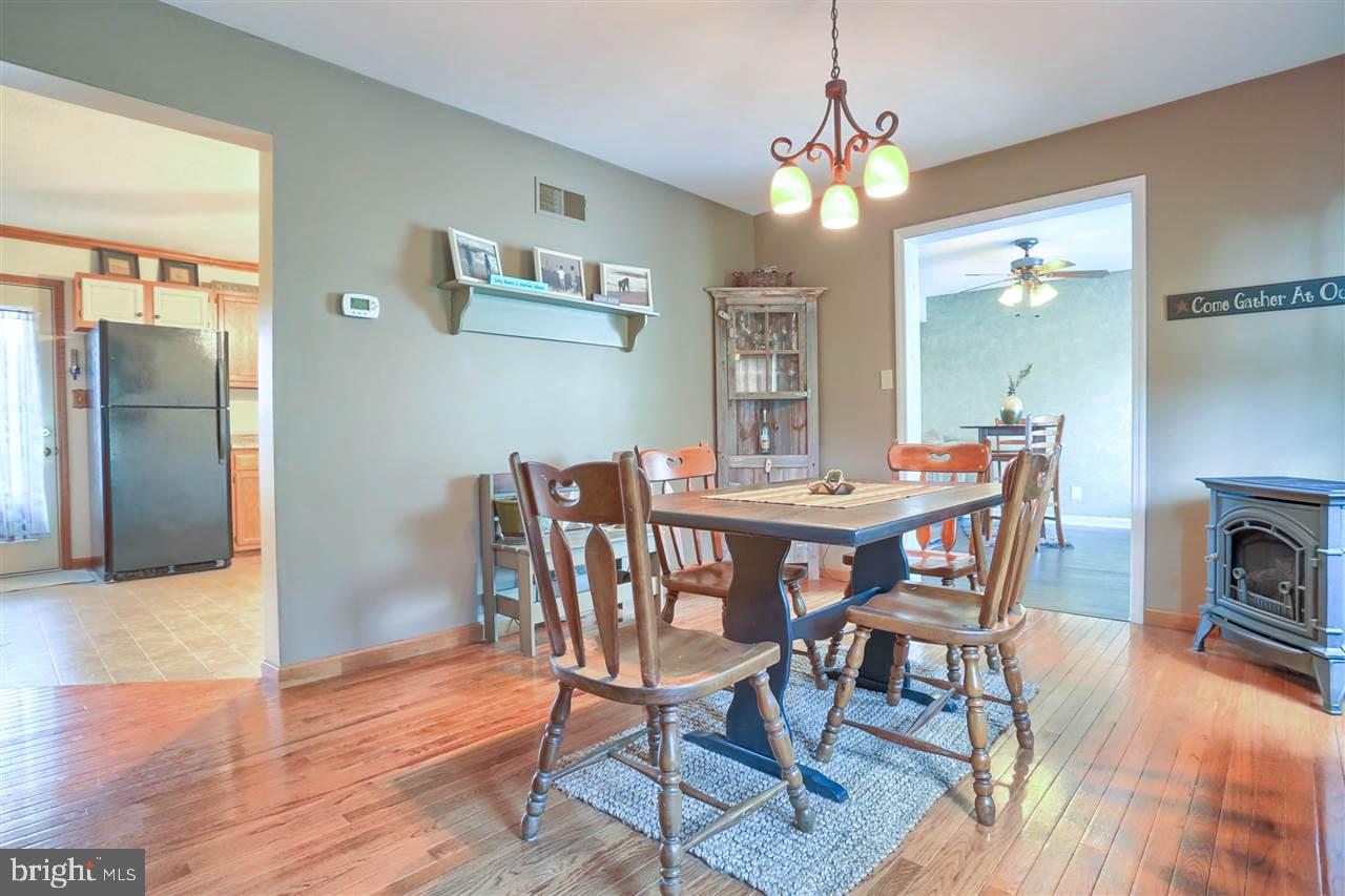 726 Millers Spring Road York, PA 17406 - Photo 3 of 36 Gallery Image 3