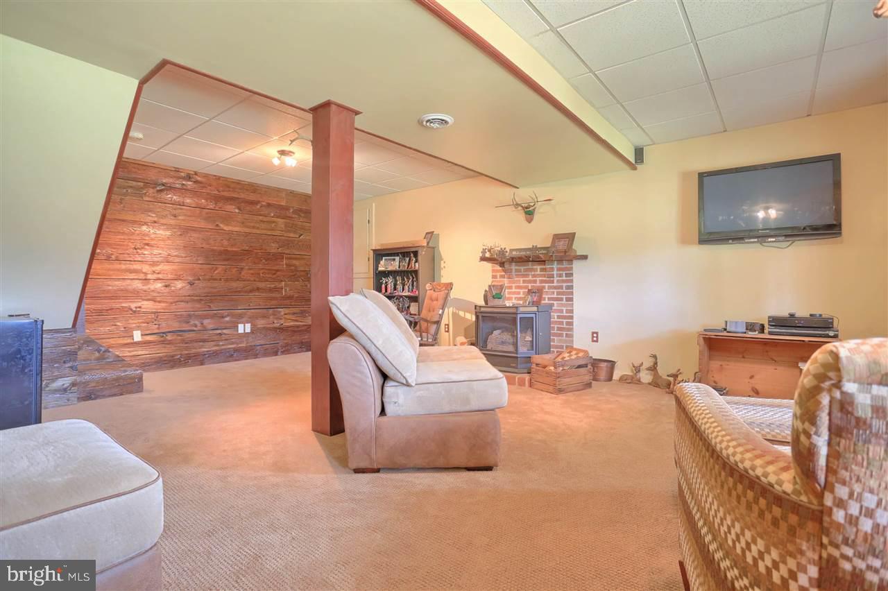 726 Millers Spring Road York, PA 17406 - Photo 27 of 36 Gallery Image 27
