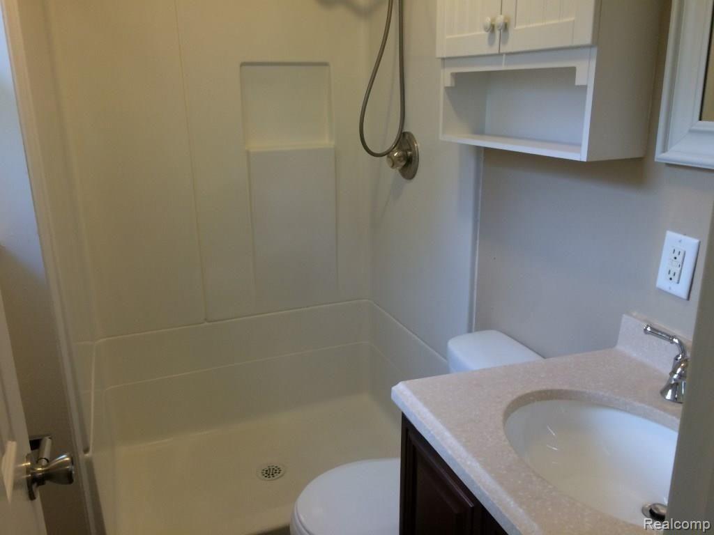 251 East Coon Lake Road Howell, MI 48843 - Photo 25 of 37