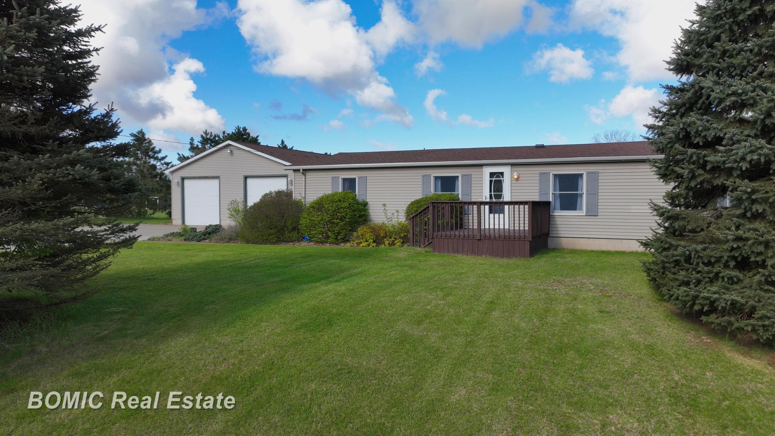 2546 South Sheridan Road Caro, MI 48723 - Photo 1 of 46