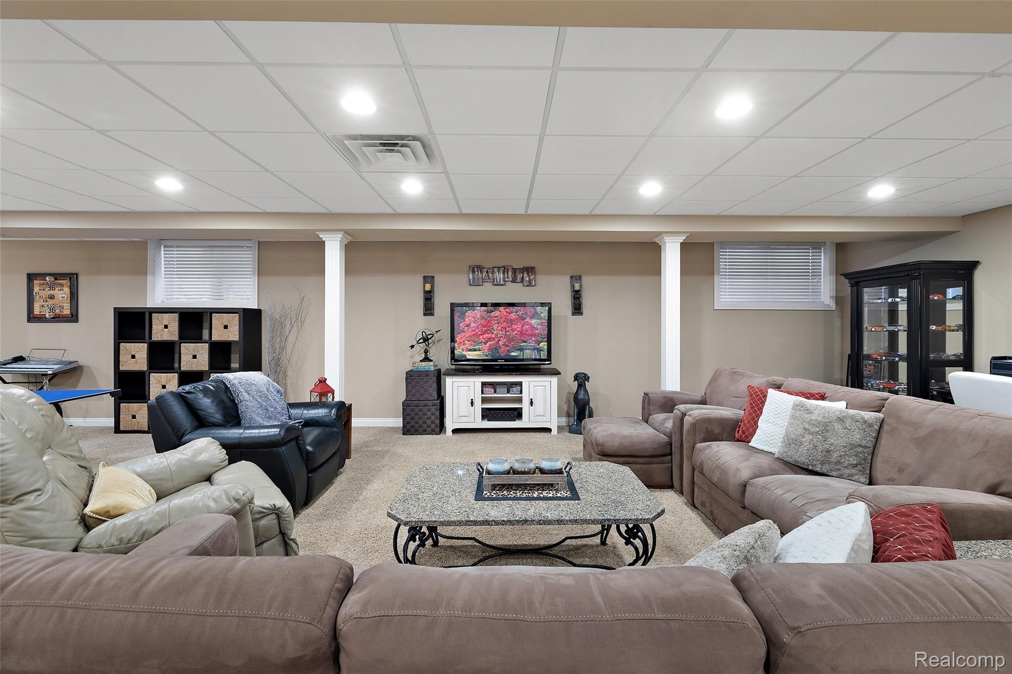 50646 Nesting Ridge Drive Macomb, MI 48044 - Photo 37 of 48 50646 Nesting Ridge-48.jpg