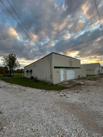 $152,000 | 112 East Martin Street, Perry, MO 63462