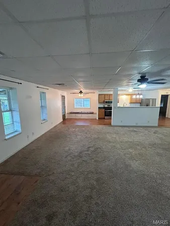 $145,000 | 112 East Martin Street, Perry, MO 63462