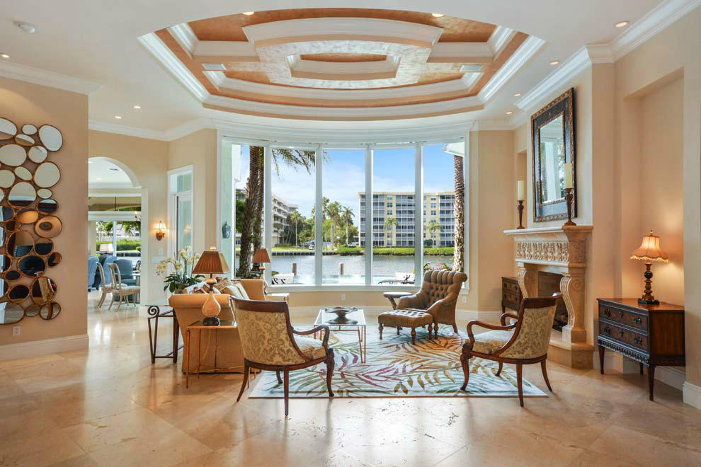 1000 White Drive Delray Beach, FL 33483 - Photo 2 of 10 02_living room