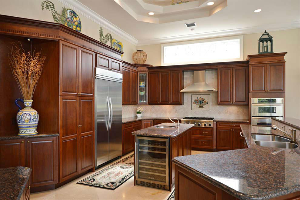 1000 White Drive Delray Beach, FL 33483 - Photo 3 of 10 03_kitchen