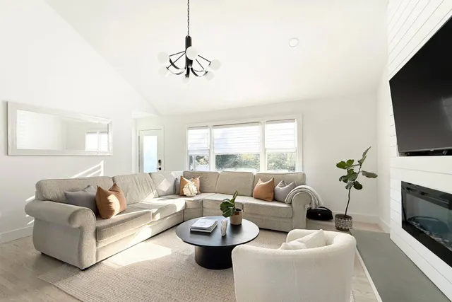 $35,000 | 121 C Ponquogue Avenue, Hampton Bays, NY 11946